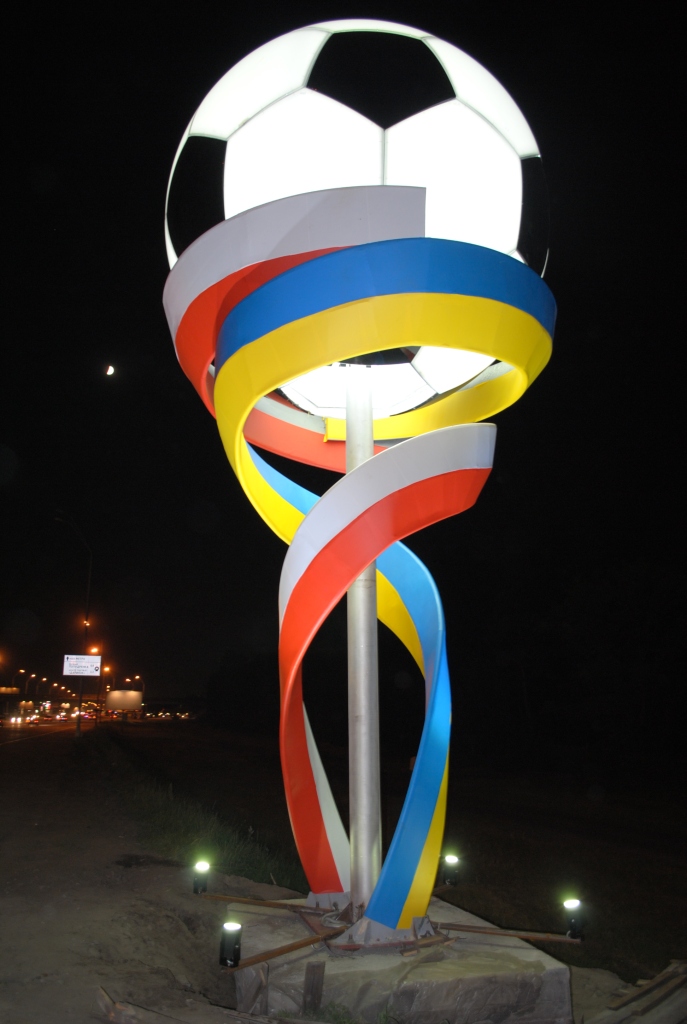 Подсветка футбольных мячей